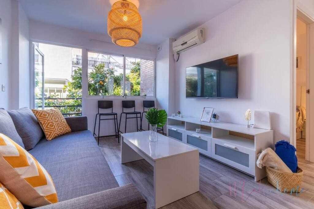 1 En Estadio Sevilla, 6 Plazas Y Metro Apartment *